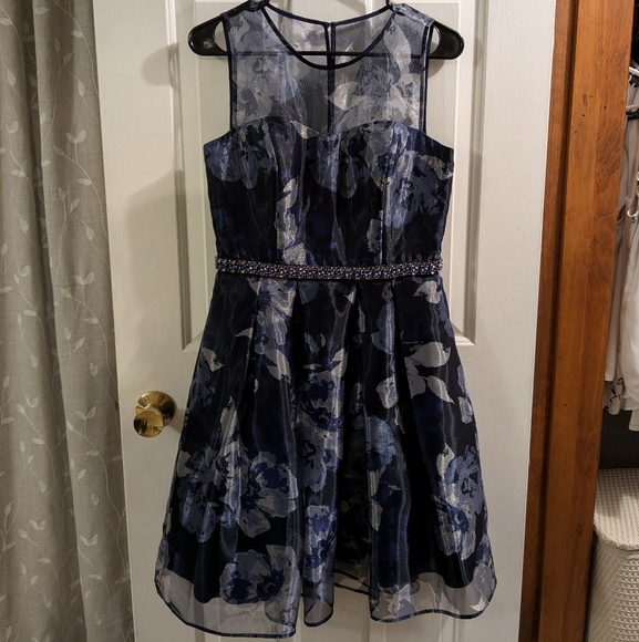 Eliza J Dresses & Skirts - Stunning Eliza J Blue Floral Cocktail Dress
